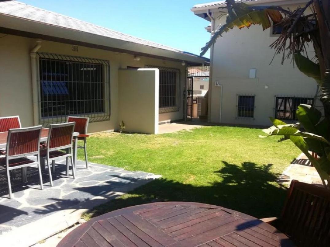 12 On Beach Guest House Saldanha Bay Экстерьер фото