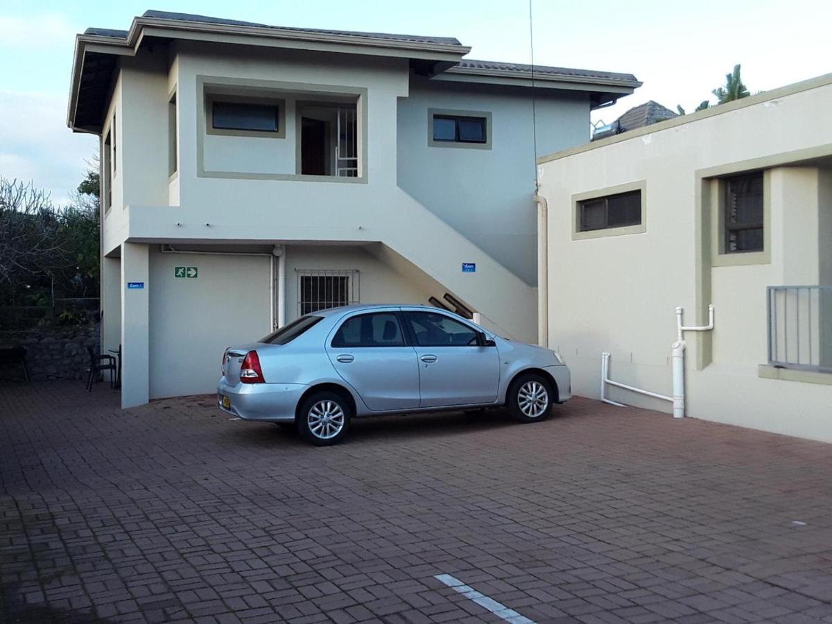 12 On Beach Guest House Saldanha Bay Экстерьер фото