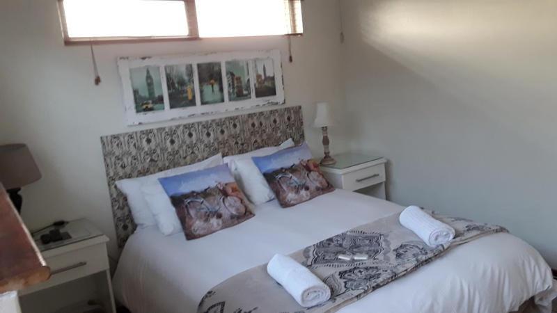 12 On Beach Guest House Saldanha Bay Экстерьер фото