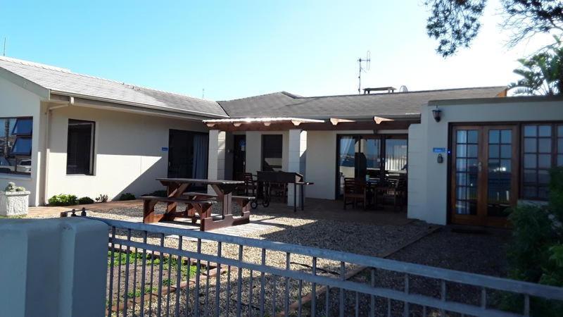 12 On Beach Guest House Saldanha Bay Экстерьер фото
