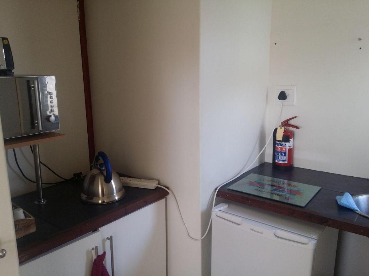 12 On Beach Guest House Saldanha Bay Экстерьер фото
