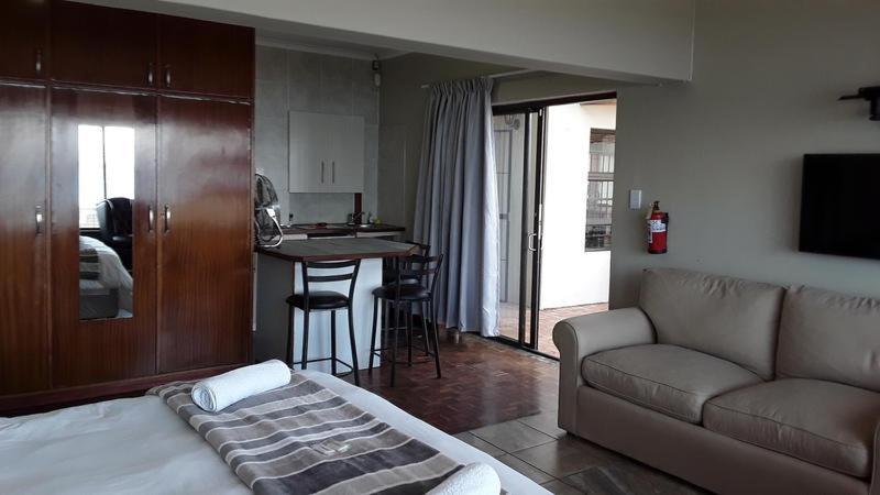 12 On Beach Guest House Saldanha Bay Экстерьер фото