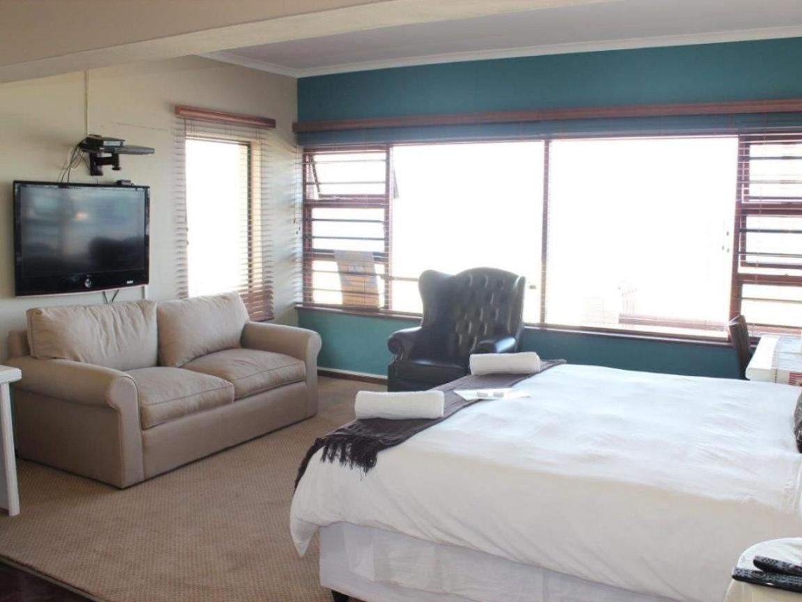 12 On Beach Guest House Saldanha Bay Экстерьер фото